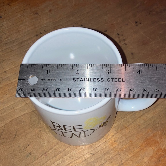 Royal Norfolk Bee Kind Mug with Yellow Accents - Picture 7 of 11